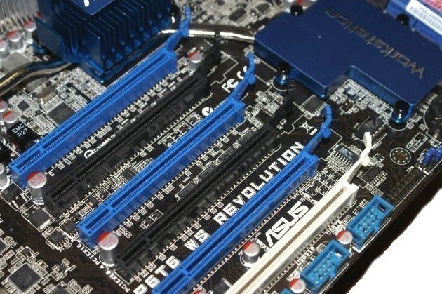 ASUS P6T6 WS Revolution X58 Motherboard