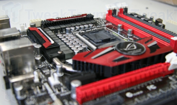 ASUS Maximus III Formula First Look (Exclusive)