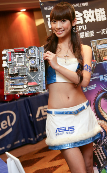 A-DATA displays triple-channel DDR3 OC at 2000MHz