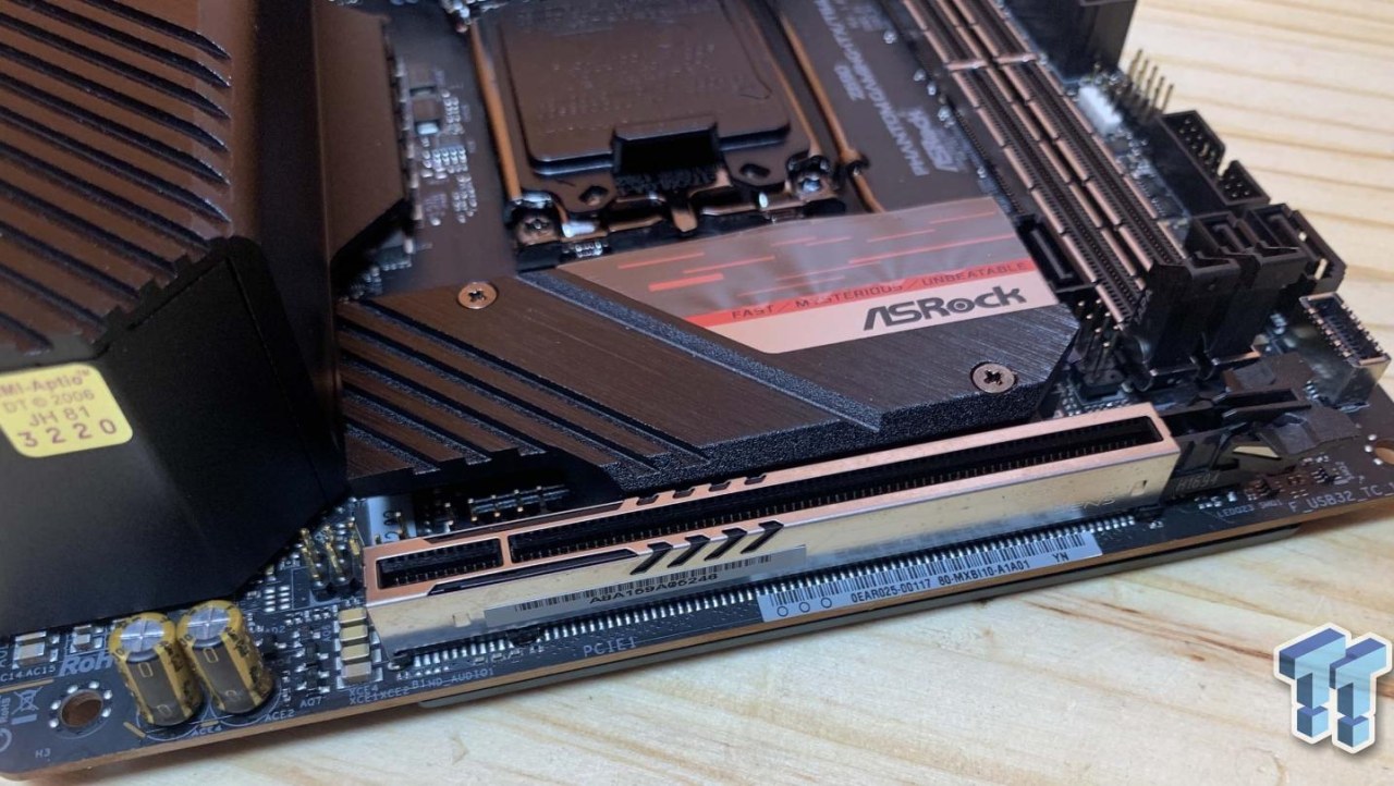 ASRock Z690 PG ITX/TB4 Motherboard Review