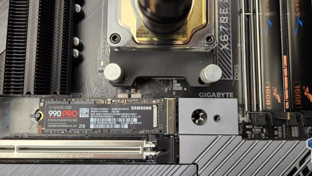 Samsung 990 PRO 2TB SSD Review - A Higher Level