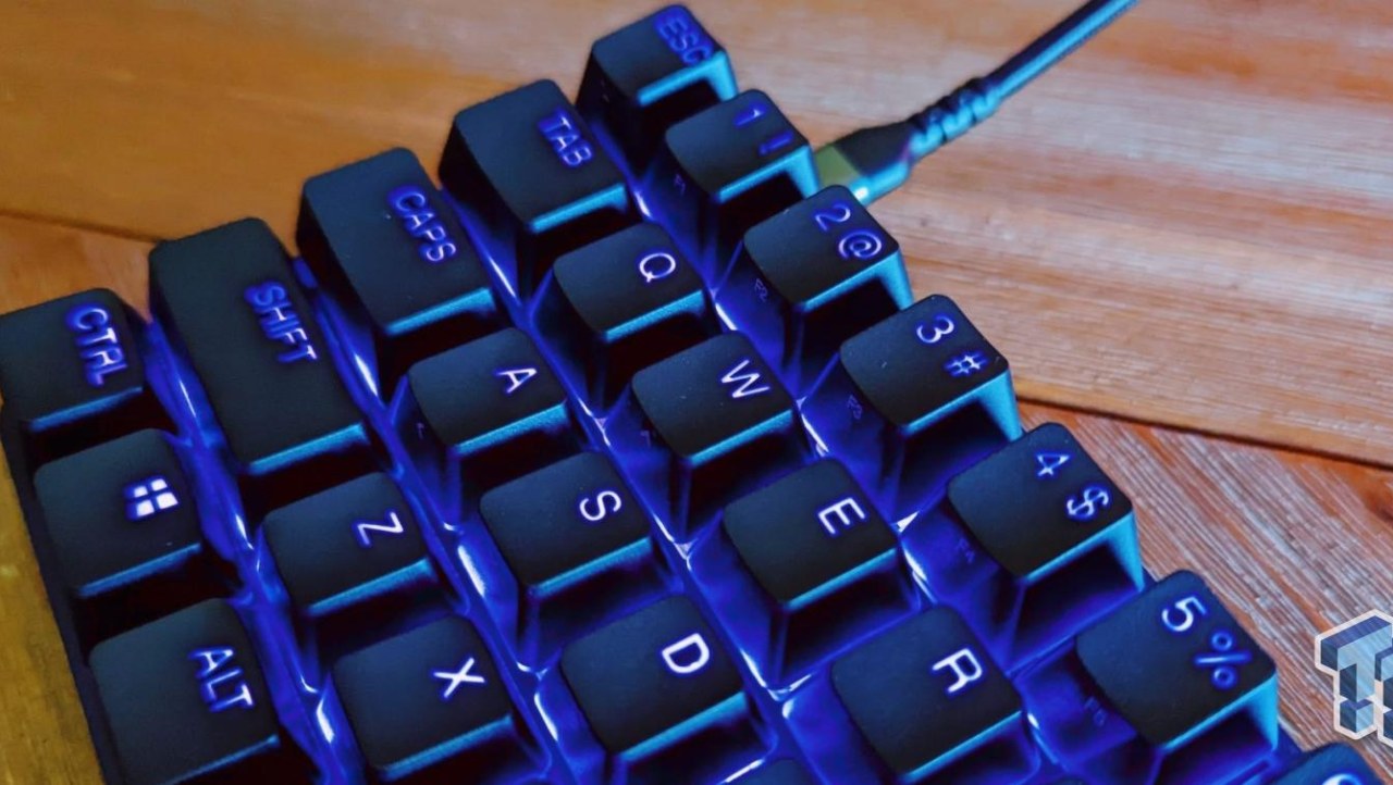 SteelSeries Apex 9 Mini Gaming Keyboard Review