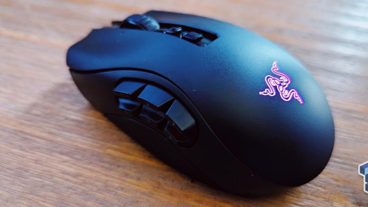 Razer Naga V2 Pro MMO Wireless Gaming Mouse Review
