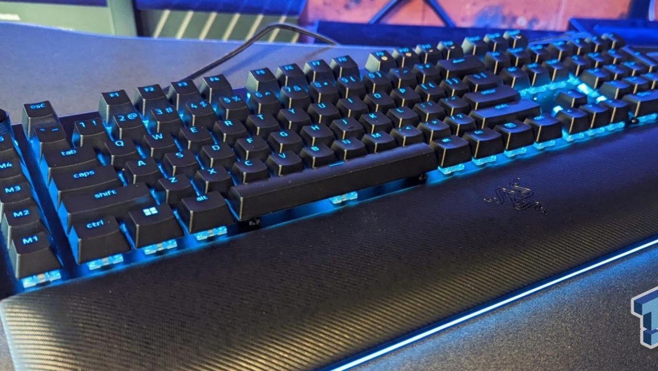 Razer BlackWidow V4 Pro Mechanical Gaming Keyboard Review