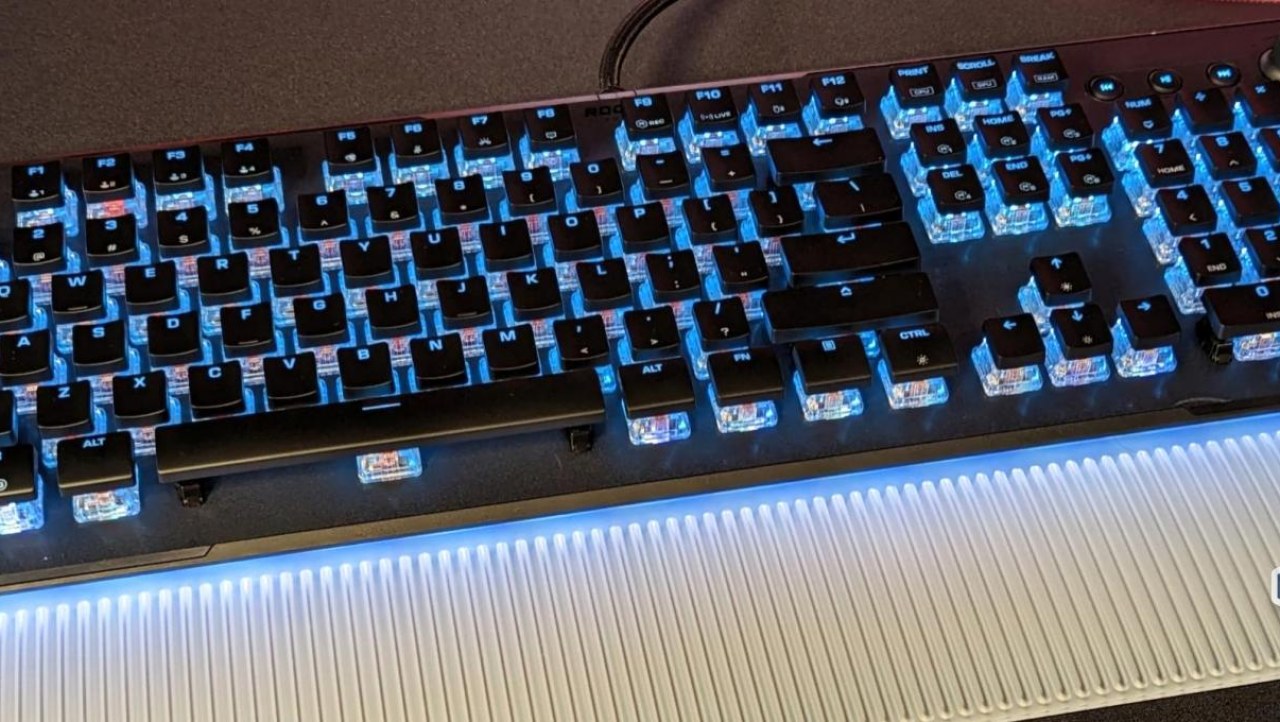 ROCCAT Vulcan II Max Optical Gaming Keyboard Review
