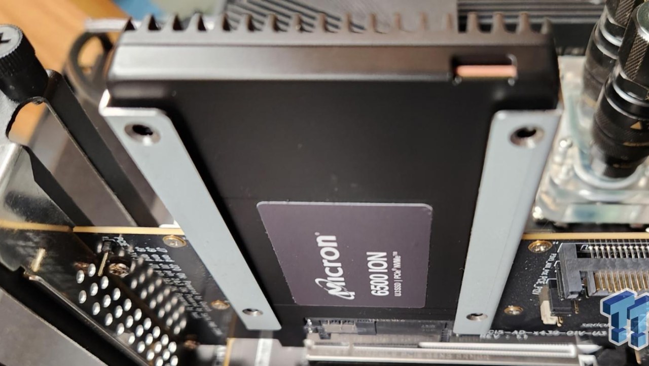 Micron 6500 ION 30.72TB SSD Review - The Density Advantage