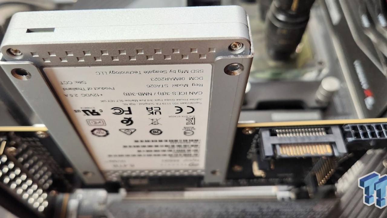 Seagate Nytro 5550H 6.4TB SSD Review - A New Contender
