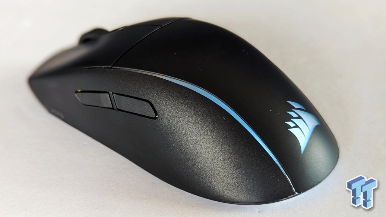 Corsair M75 WIRELESS Lightweight RGB Mouse Review