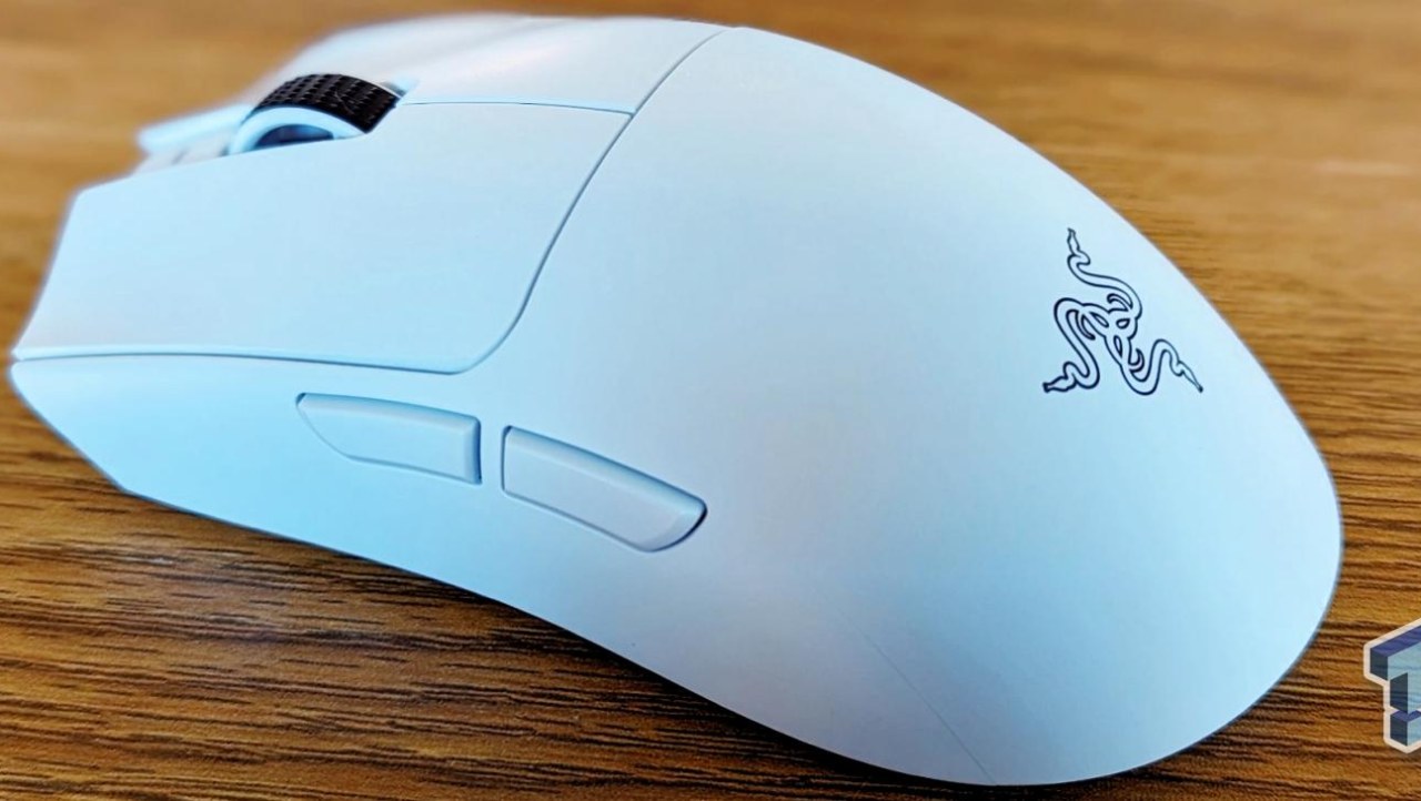 Razer Viper V3 Pro Wireless Review - Clicking on Air