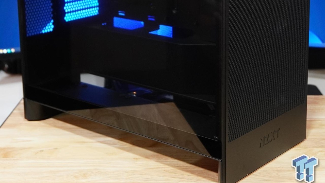 NZXT H7 Flow (2024 Edition) Mid-Tower Chassis Review