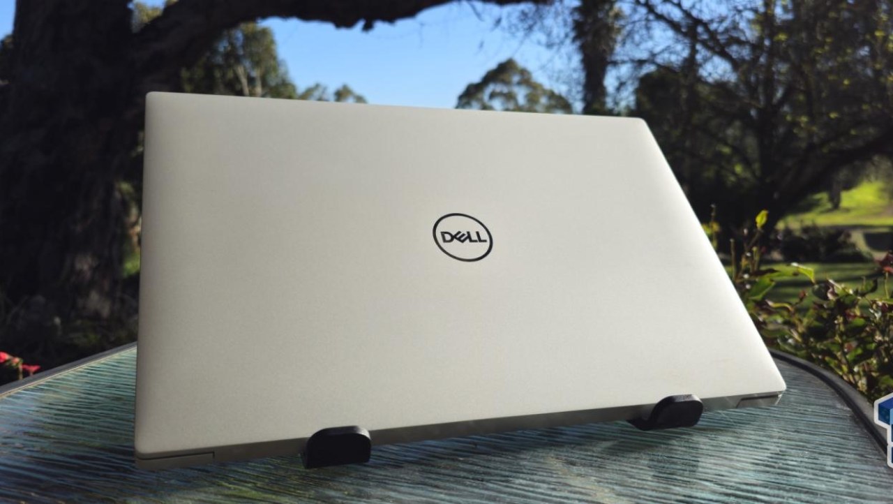 Dell XPS 16 (2024) AI Laptop Experience: Premium Powerhouse, Gorgeous OLED