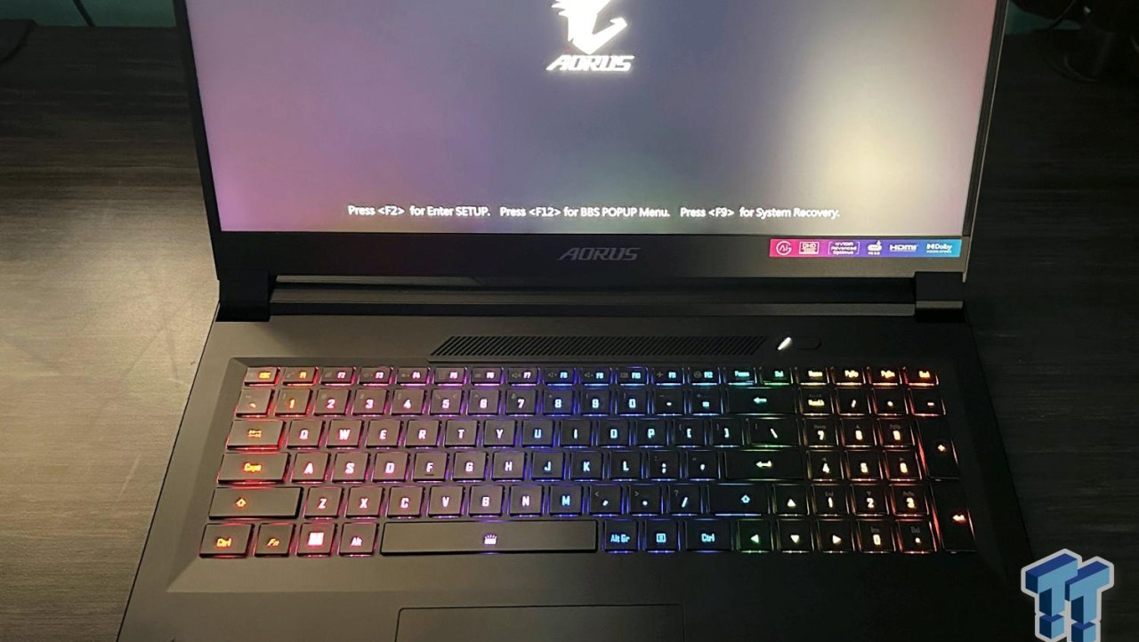 GIGABYTE AORUS 17X (2024 Edition) Gaming Laptop Review