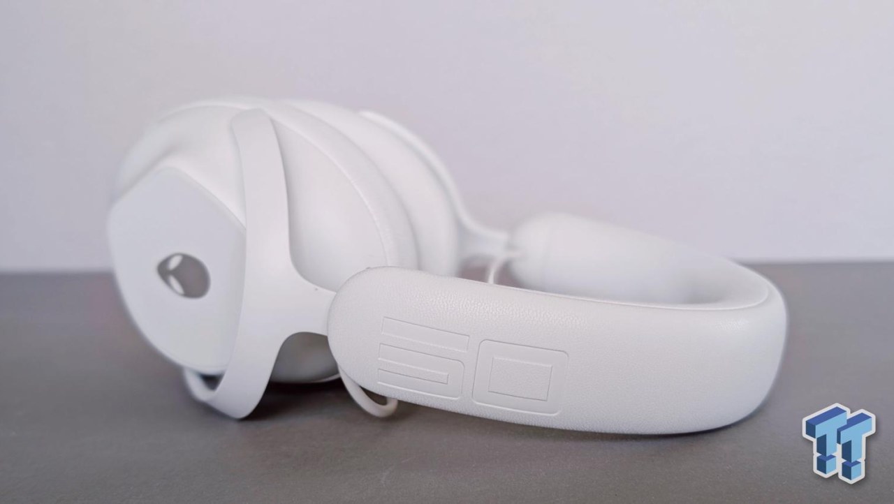 Alienware Pro Wireless Headset Review - Stylish and Comfortable Pro Audio