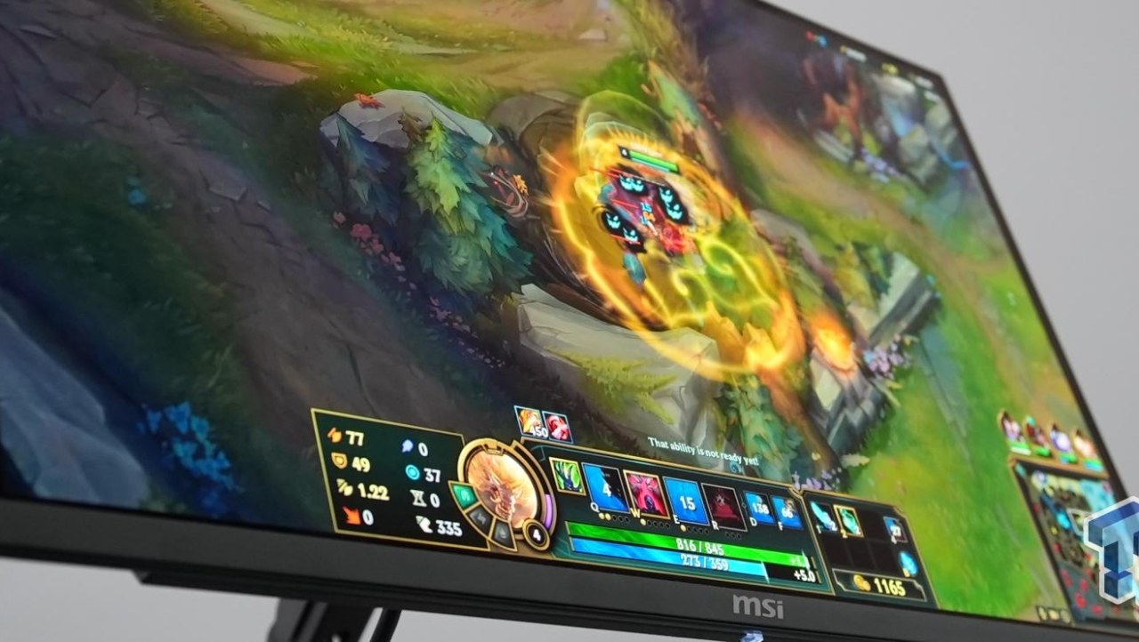 MSI MPG 272URX QD-OLED Gaming Monitor Review - God-level Gaming