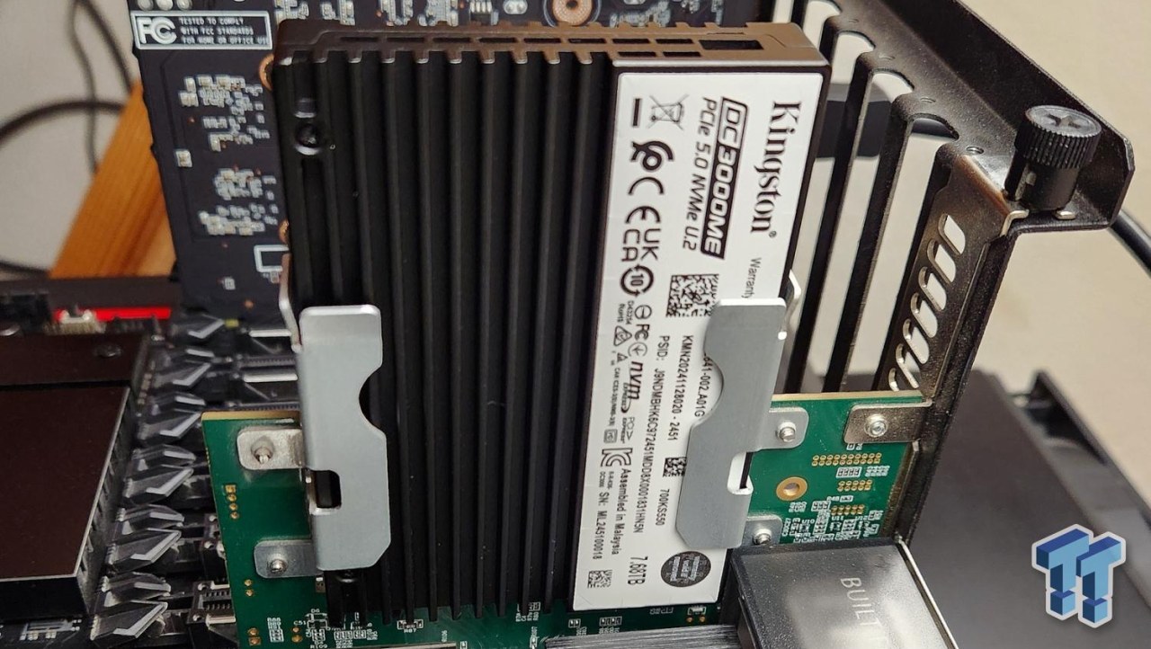 Kingston DC3000ME 7.68TB Datacenter SSD Review - A Worthy Contender