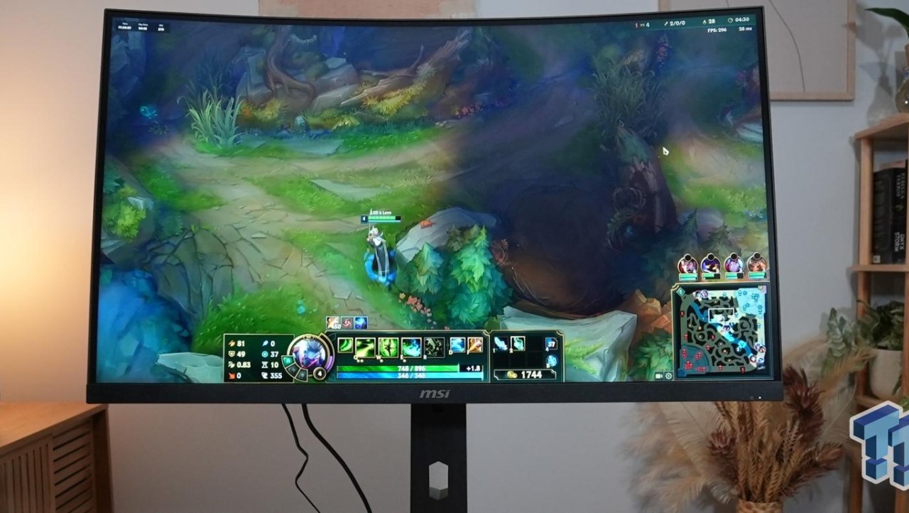 MSI MAG 321CUPDF Review - World's First Dual-Mode Curved Gaming Monitor