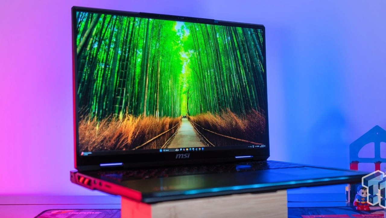 MSI Raider A18 HX A9W (Ryzen 9 9955HX3D + RTX 5090) Gaming Laptop Review