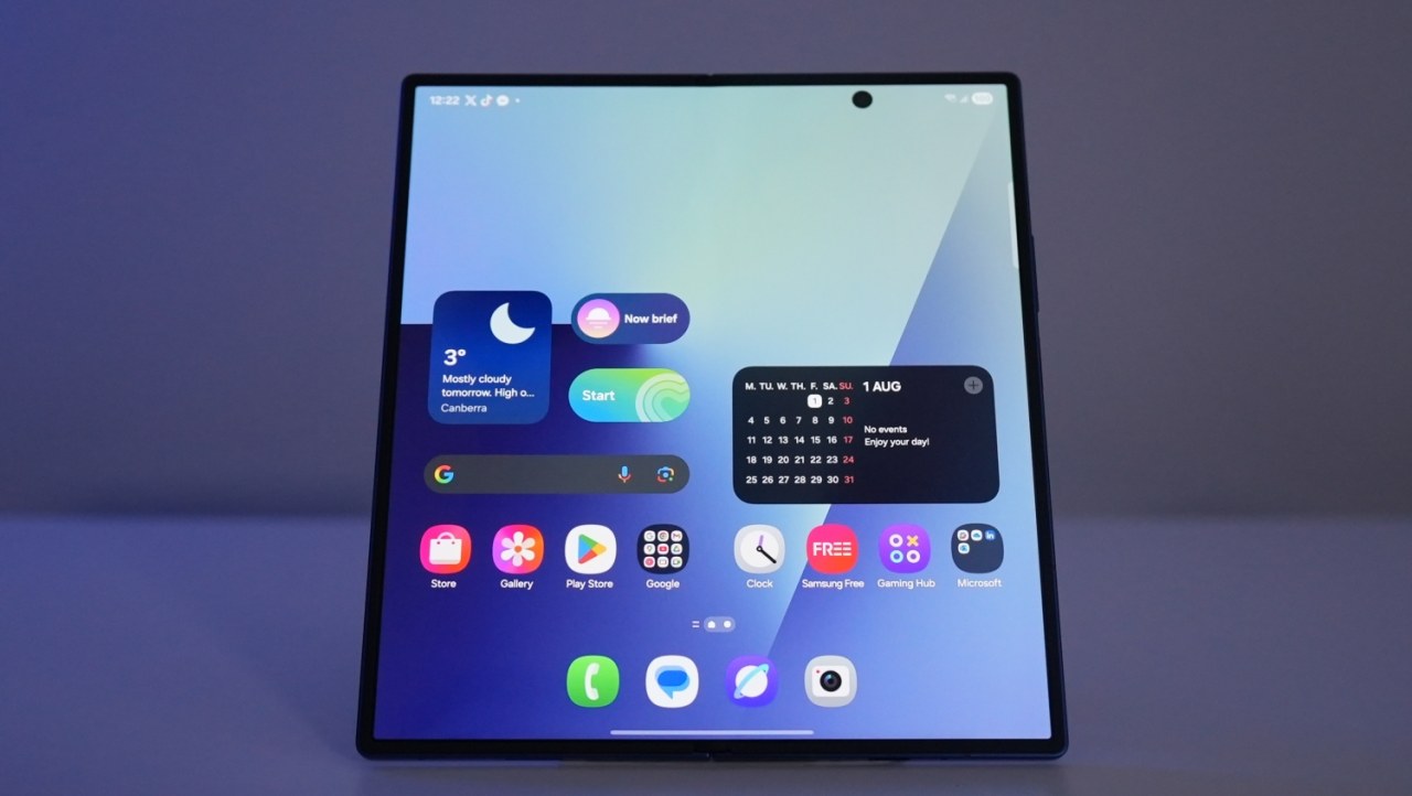 Samsung Galaxy Fold 7 Review - A $2000 Pocketable Two-in-One Smartphone-Tablet