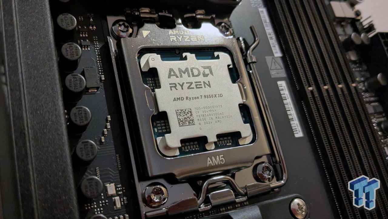 AMD Ryzen 7 9850X3D Review - The best gaming chip just got better