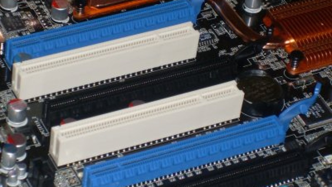 AMD 790FX vs. NVIDIA 780a Chipsets