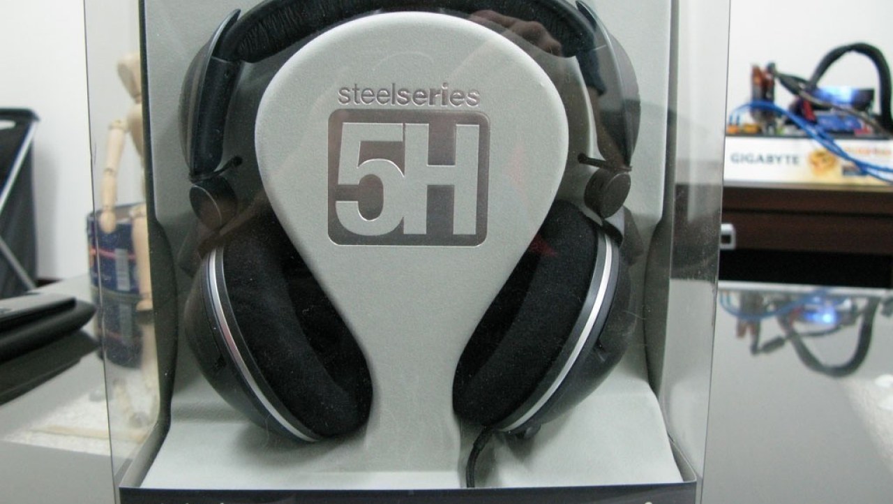 Razer vs. SteelSeries Headset Comparison