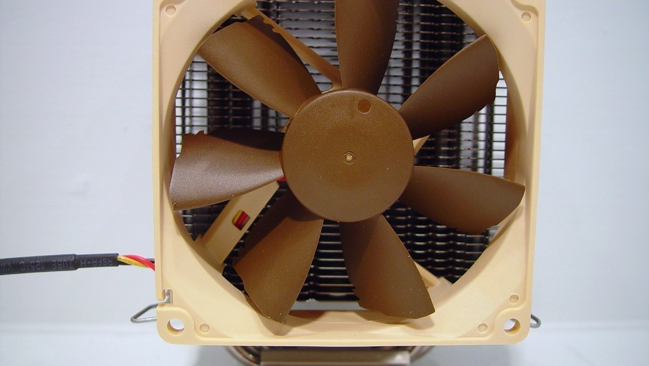 Noctua NH-U9B CPU Cooler