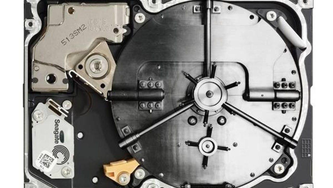 Seagate Savvio 15K.2 SAS 2.0 6Gb/s 146GB 2.5-inch Hard Disk