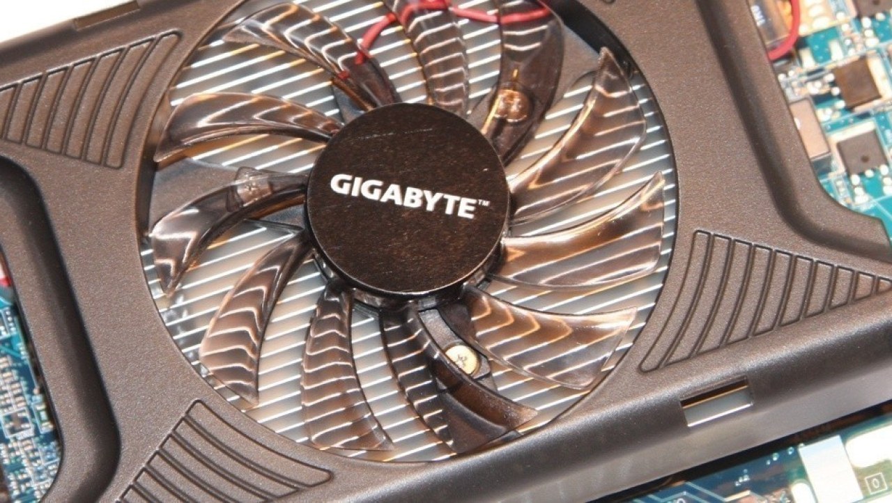 GIGABYTE Radeon HD 5750 1GB Video Card