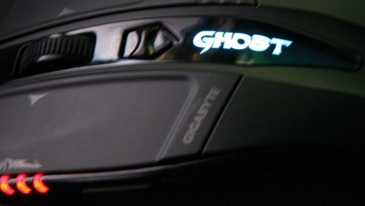 GIGABYTE M8000 Xtreme Gaming Mouse