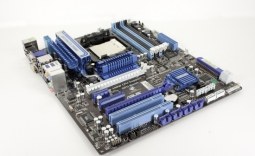 ASUS M4A89GTD Pro/USB3 (AMD 890GX) Motherboard