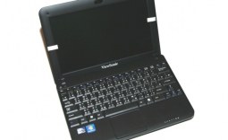 ViewSonic VNB108 Pinetrail Atom N450 10.1-inch LED-backlit Netbook