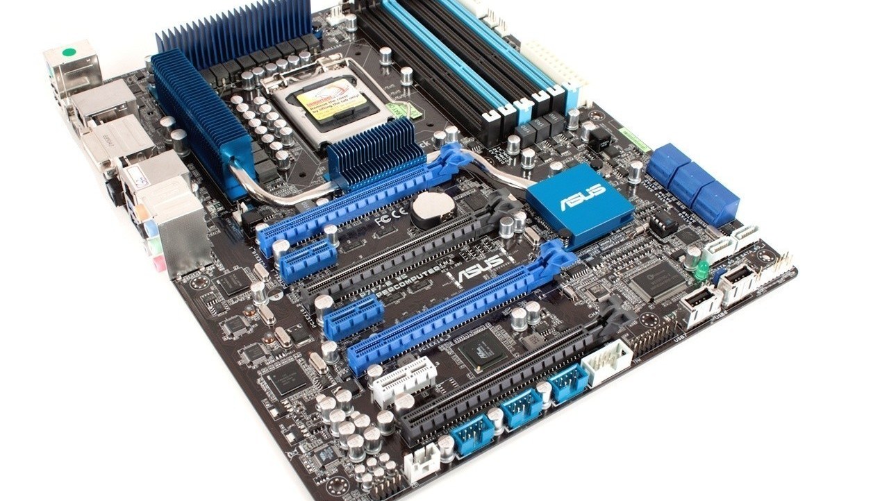 ASUS P7F7-E WS SuperComputer (3450 Express) Motherboard