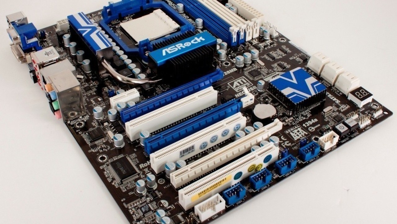 ASRock 880G Extreme3 (AMD 880G) Motherboard