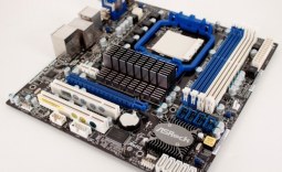 ASRock 890GM Pro3 (AMD 890GX) Motherboard