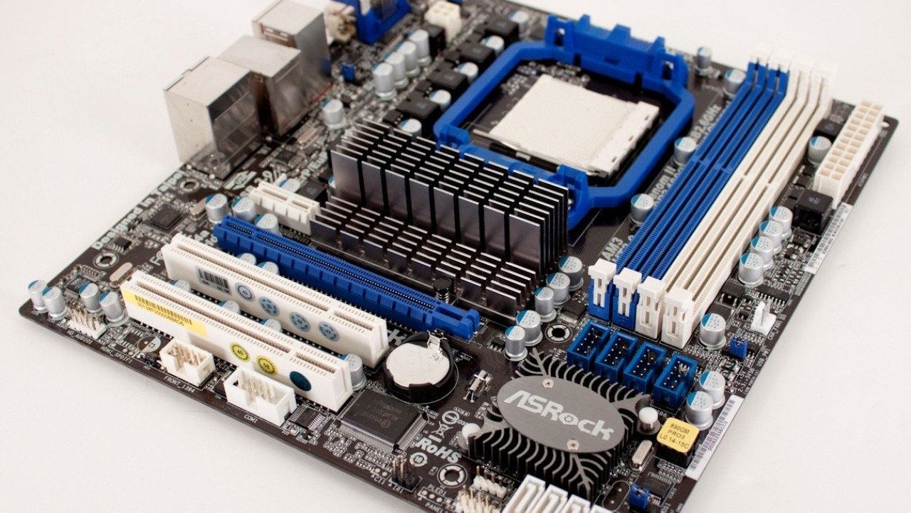 ASRock 890GM Pro3 (AMD 890GX) Motherboard