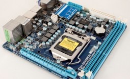 GIGABYTE H55N-USB3 (Intel H55 Express) Mini-ITX Motherboard