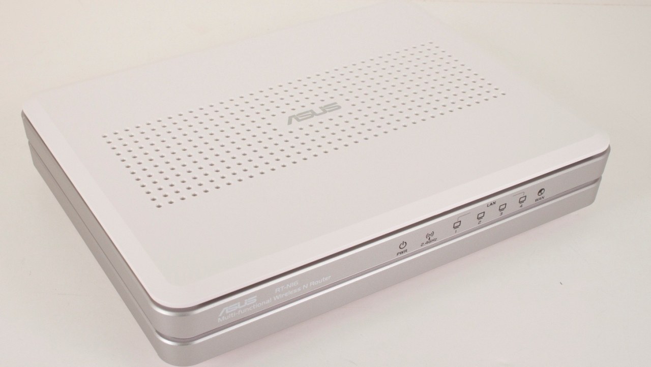ASUS RT-N16 Multi-Functional Gigabit Wireless N Router