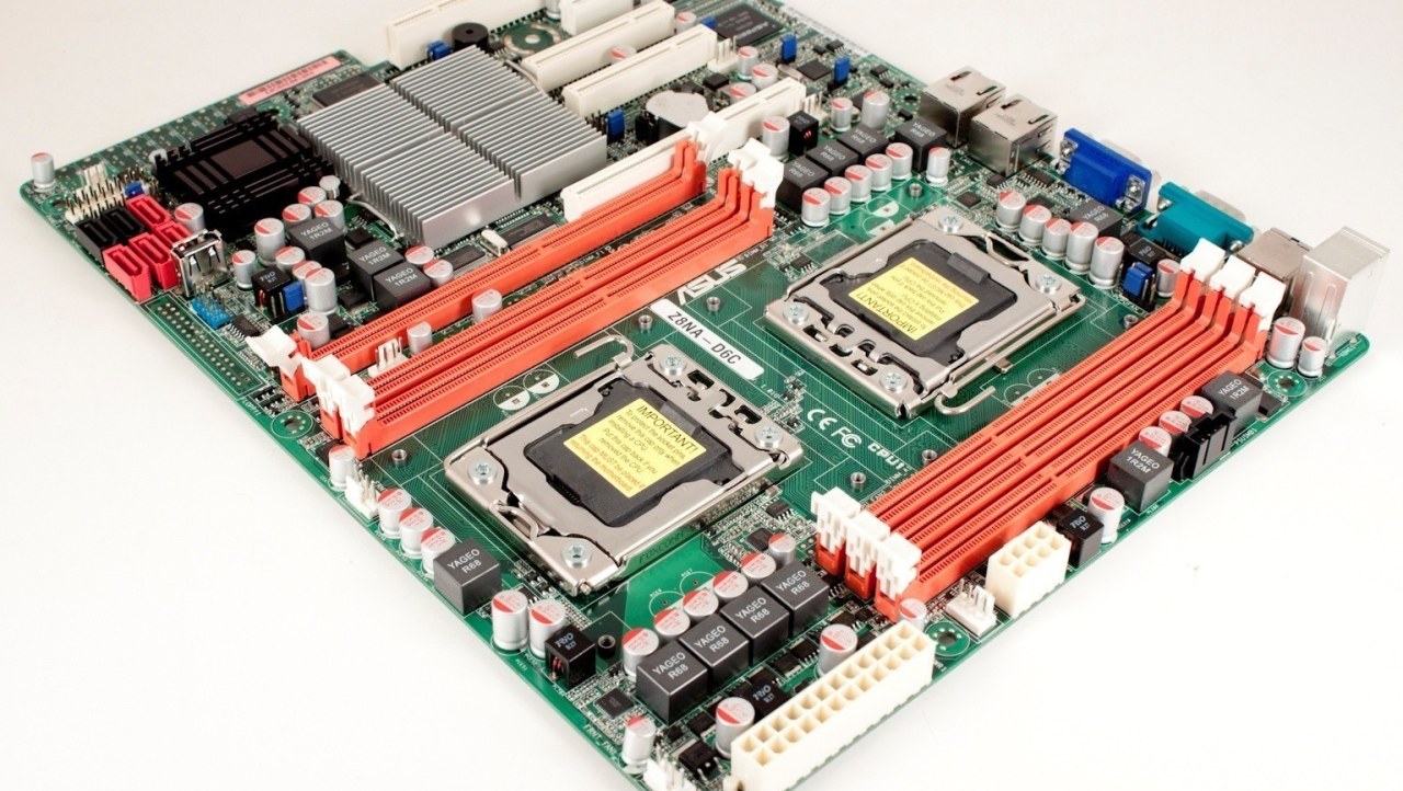 ASUS Z8NA-D6C (Intel 5500) Motherboard