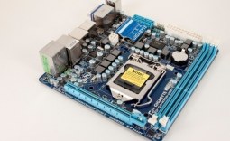 GIGABYTE's H55N-USB3 Mini-ITX Motherboard Loaded Up