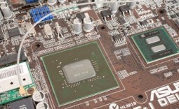 ASUS AT3IONT-I Deluxe (NVIDIA ION) Motherboard