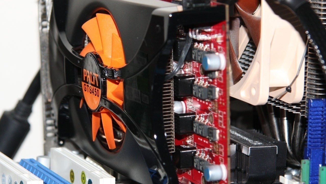 Palit GeForce GTS 450 Sonic Platinum 1GB Video Card