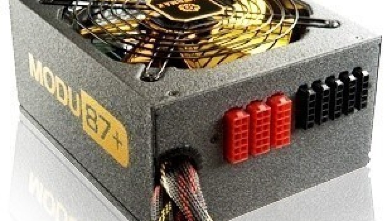Enermax MODU87+ 800W Power Supply