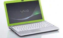 Sony VAIO VPCY216FX/G 13.3-inch Ultraportable Notebook