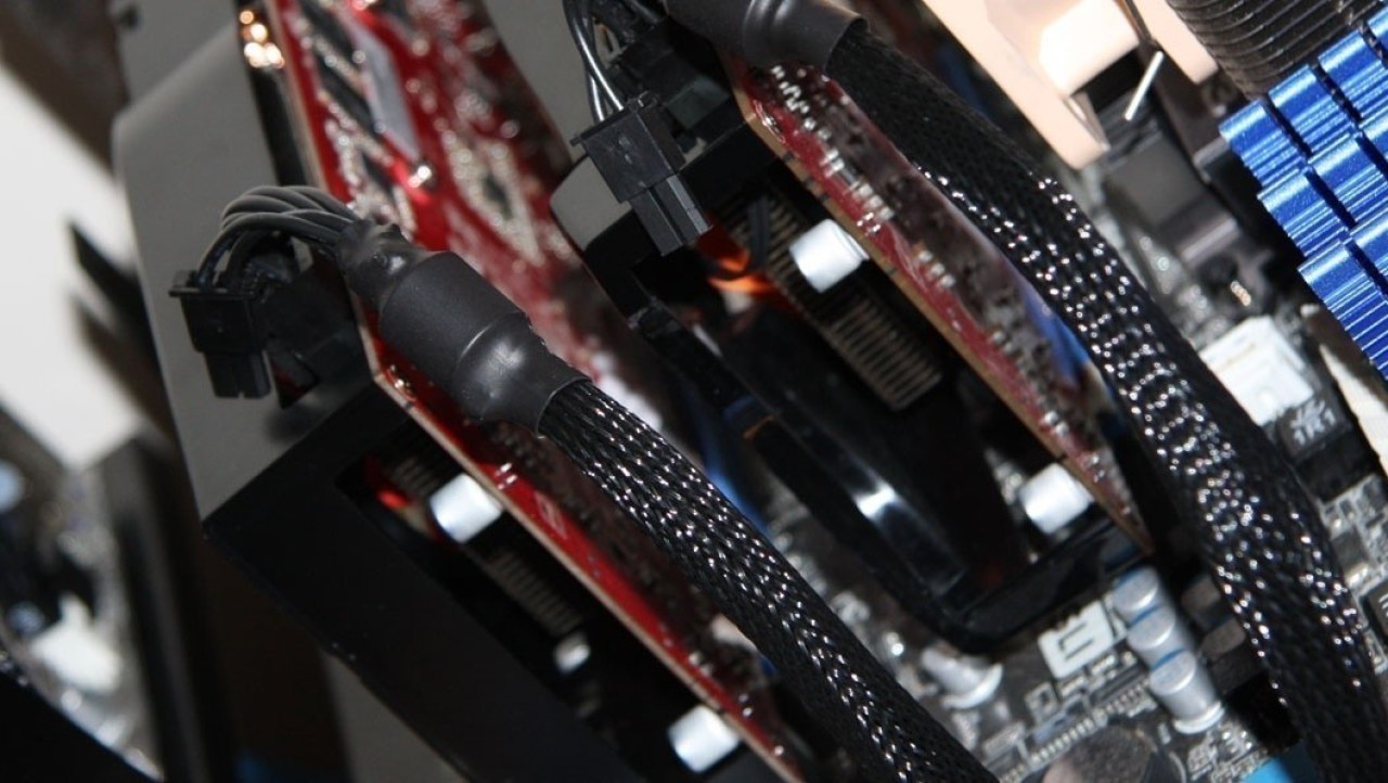Gainward GeForce GTS 450 GLH 1GB Video Card in SLI