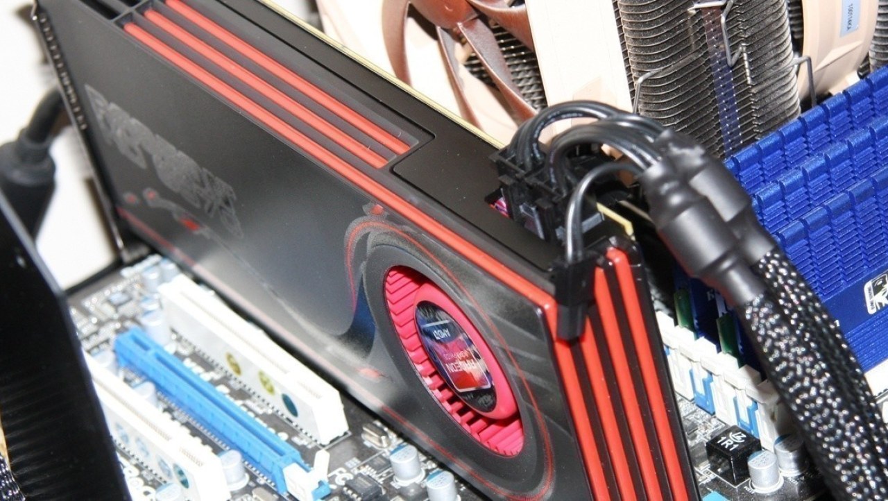 AMD Radeon HD 6870 1GB Video Card