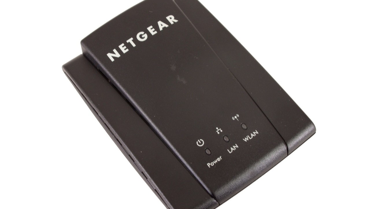 NETGEAR WNCE2001 Universal WiFi Internet Adapter