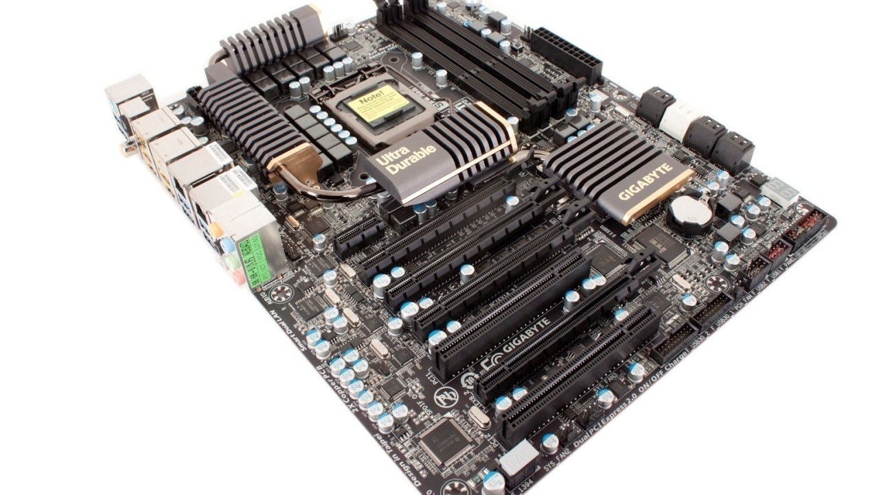 GIGABYTE P67A-UD7 (Intel P67 Express) Motherboard Preview