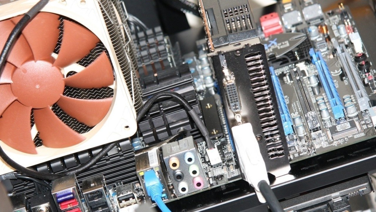 Sapphire Pure Black X58 Motherboard