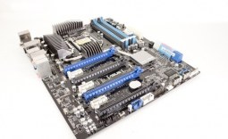 ASUS P8P67 WS Revolution (Intel P67 Express) Motherboard