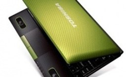 Toshiba NB550D AMD Fusion Netbook w/ Harman Kardon Speakers Review
